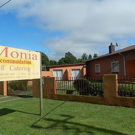 Monia Holiday House Graskop Exterior photo
